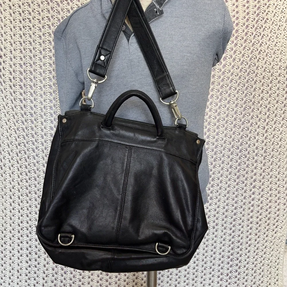 Kenneth‎ Cole Reaction Leather Messenger Bags Flap-Over Closure SZ 15X12 Black